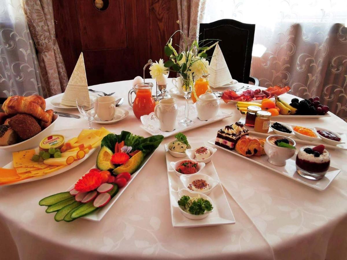 Hotel Adler St. Georgen im Schwarzwald Eksteriør bilde